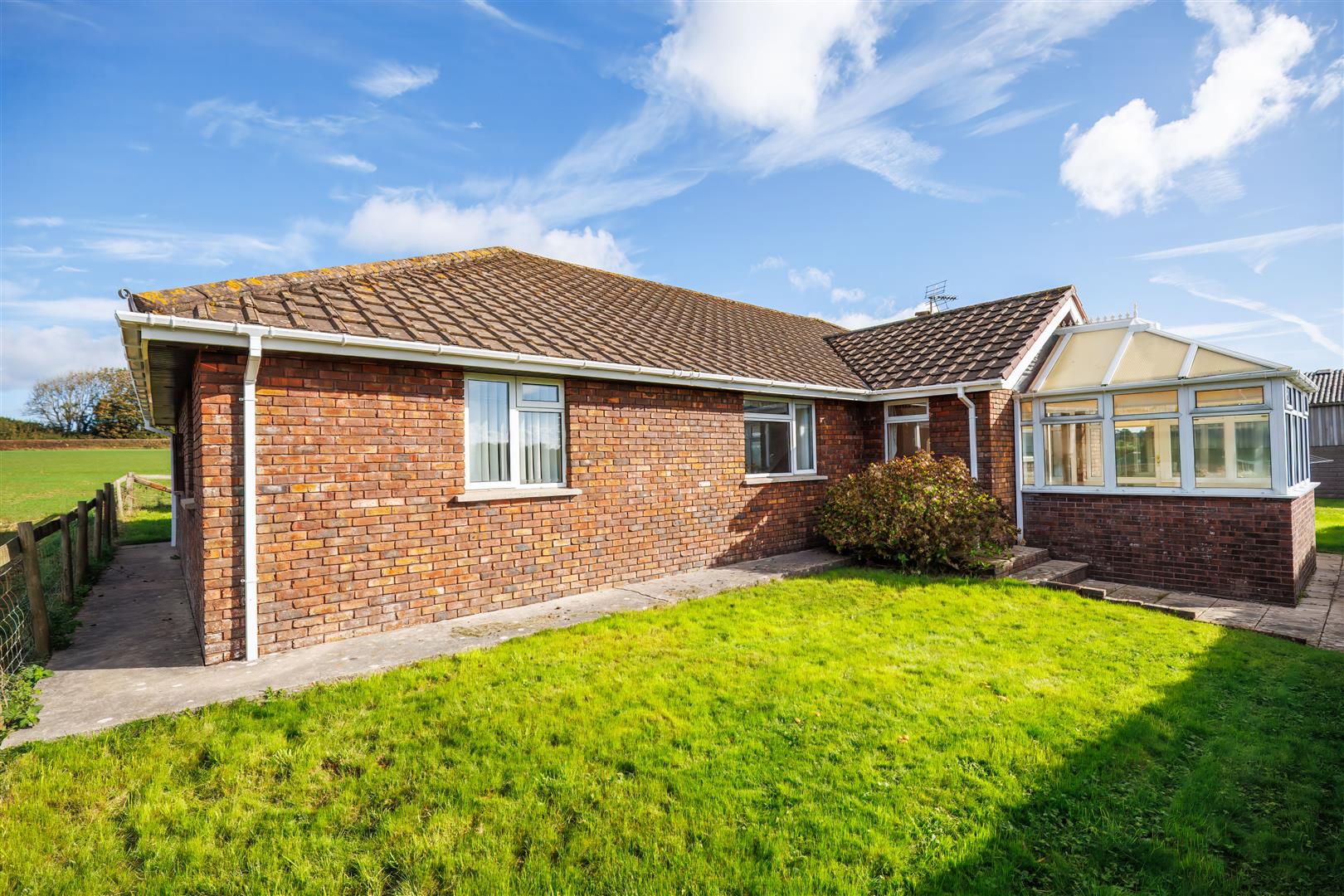 Twmpath Newydd, Colwinston,  Cowbridge, Vale of Glamorgan, CF71 7NJ